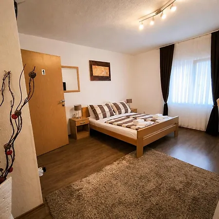 Bed & Breakfast Hum