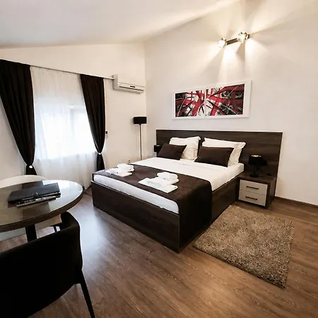 Bed & Breakfast Hum
